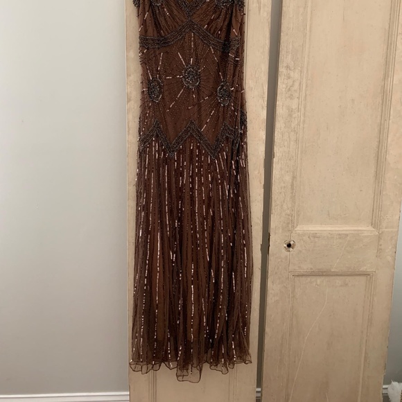 Flapper Dress by Pisarro Nights - Picture 3 of 7